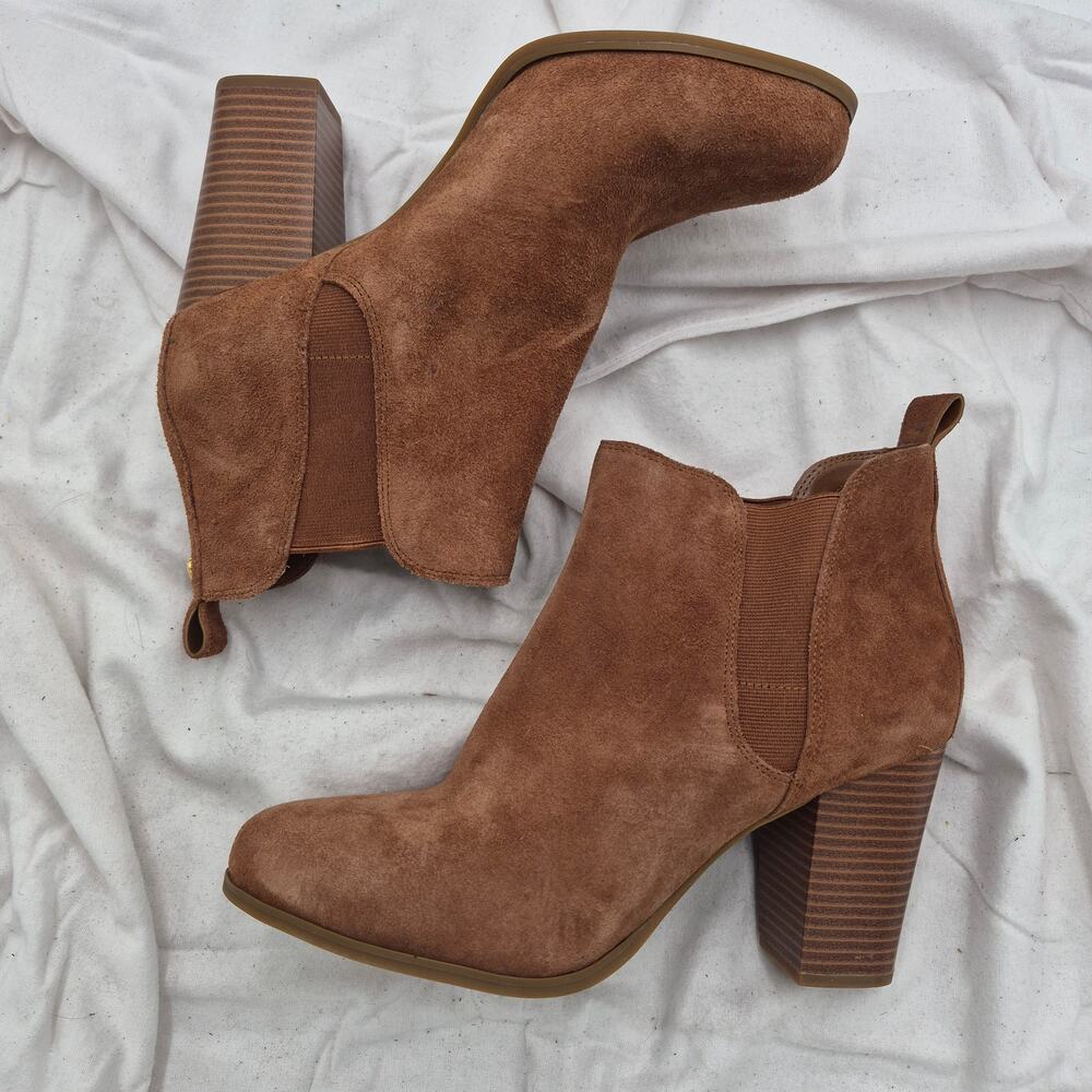 NEW Michael Kors Lottie Suede Ankle Boots brown size 9 - Picture 3 of 5